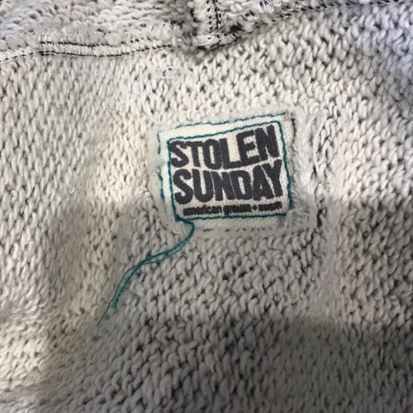 Reversible Gray & White Hood w Scarf wrap OS - Picture 8 of 8